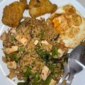 Cooksnap Rosezaa semasa beliau membuat Nasi Goreng Kampung.