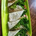 Cooksnap Cempaka Putih semasa beliau membuat Tortilla Wrap Malas ala Hot n Roll.