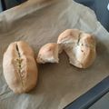 Cooksnap από Kostas Stathis στη συνταγή Ψωμάκι τραγανό και γρήγορο χωρίς φούσκωμα