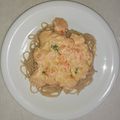 Cooksnap de Hérika Pryscila Boais quando cozinhou Fettuccine Alfredo com camarão.