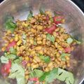 Namita Gupta का कुकस्नैप जब उन्होंने अंकुरित मूंग की चाट (ankurit moong ki chaat recipe in Hindi) बनाया था।