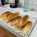 Pham Nhung's cooksnap of when they made Bánh mì Việt Nam chưa bao giờ dễ đến thế! (Không dùng bột chua).