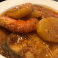 El cooksnap de @tesa.cuina cuando hizo Merluza guisada con gambas y verduras.