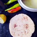 Pinky jain का कुकस्नैप जब उन्होंने भाखरी (Bhakhri recipe in Hindi) बनाया था।