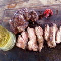 El cooksnap de Dan Barreto @elhornodeeloy cuando hizo Arañita Adobada (o Bife Escondido) a la Parrilla.