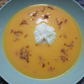 El cooksnap de Ore RoRo cuando hizo Crema de calabaza con huevo poché relleno de jamón y nueces.