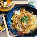 El cooksnap de 🇺🇾 𝓚𝔂𝓸 🇯🇵　🎉JPN-UY 100°ANIVERSARIO 🇺🇾🇯🇵EN 2021🎉 cuando hizo Tofu frito estofado y Nanban de pollo con fideos Udon Japonés QUITSUNE TORINANBAN UDON 🇺🇾🇯🇵きつね鳥南蛮うどん.