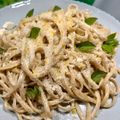 Cooksnap από evipele στη συνταγή Σπαγγέτι ολικής με φυτική κρέμα & ξύσμα λεμονιού (vegan)