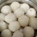 Nikita Singhal का कुकस्नैप जब उन्होंने कोकोनट लड्डू (Coconut laddu recipe in Hindi) बनाया था।