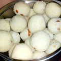 Neeta kamble का कुकस्नैप जब उन्होंने रवा लड्डू(rawa laddu recipe in hindi) बनाया था।