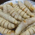 Cooksnap aqeil akma semasa beliau membuat Sardin Roll.