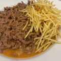 Cooksnap de Cecilia Soares quando cozinhou Estrogonofe de carne moida de frango.
