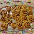 کوک اسنپ Fatemeh Amoei بعد از امتحان کردن شیرینی رول دارچینی 😋😍 با روشی سریع و راحت Cinnamon Roll.