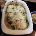 Deb Poast's cooksnap of when they made Chicken spinach and mushroom low carb oven dish.