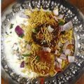 Shashi Duaa का कुकस्नैप जब उन्होंने स्ट्रीट स्टाइल दही सेवपुरी (Street style dahi sev puri recipe in hindi) बनाया था।