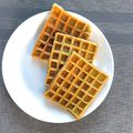 Cooksnap perryna semasa beliau membuat Waffle lembut dijamin menjadi.