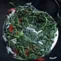 Cooksnap dari Dewi Asparini untuk resep Tumis Kangkung Bawang Putih