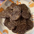 藍才玉's cooksnap of when they made ｜甜點｜巧克力杏仁手工餅乾Chocolate Almond Cookies.