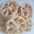 Cooksnap dari Meylan untuk resep 469. Kembang Goyang Wijen #RabuBaru