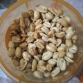 Cooksnap dari wahyu isfa'atin untuk resep Kacang goreng bawang putih
