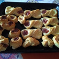 El cooksnap de yessica romero martinez cuando hizo Facturas con dulce de membrillo, pastelera y dulce de leche.