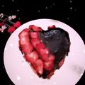anjli Vahitra का कुकस्नैप जब उन्होंने हार्ट शेप चॉकलेट केक (Heart shape chocolate cake recipe in hindi) बनाया था।