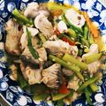 秉珊媽Plenty 的 芹菜炒鯊魚 cooksnap