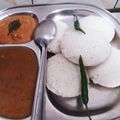  Mrinalini Sinha का कुकस्नैप जब उन्होंने इडली (idli recipe in Hindi) बनाया था।