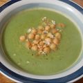 henigrosz Cooksnap-ja, amikor elkészítette a(z) Zöldborsó krémleves receptet.