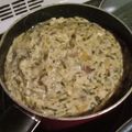 Chef Mommy Nessa's cooksnap of when they made Cheesy Spinach Dip in a Pumpernickel Bread Bowl.
