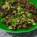 Nazia का कुकस्नैप जब उन्होंने मसालेदार काले चने (Masaldar kale chane recipe in hindi) बनाया था।