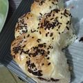 Cooksnap dari Bu Dedi untuk resep Roti manis ekonomis,autolisis