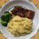 Cooksnap dari Dwi Puspitasari untuk resep Pan-fried Salmon with Steamed Broccoli and Mashed Potatoes