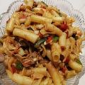 Mariam Azeem (Umme Sarim)'s cooksnap of when they made Macaroni with Chicken and pasta😋.