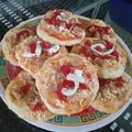 Cooksnap dari Dea Pitalia untuk resep Pizza Mini Teflon 🍕 (No Mixer No Oven No Telur) Takaran Sendok