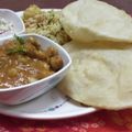 Sangeeta Kadam's cooksnap of when they made छोले भटूरे (chole bhature recipe in marathi).