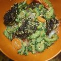 Cooksnap mizi semasa beliau membuat Peria Katak Goreng Telur.