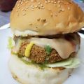 Sangita Vyas's cooksnap of when they made વેજ.ચીઝ બર્ગર (Veg Cheese Burger Recipe In Gujarati).