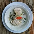 Cooksnap Nur Nadiah semasa beliau membuat Sayur Taugeh Lemak Putih.