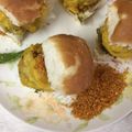 Rita Mehta ( Executive chef ) का कुकस्नैप जब उन्होंने वड़ा पाव (Vada pav recipe in hindi) बनाया था।