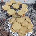 El cooksnap de Ivana cuando hizo Riquísimas galletas dulces con harina de arroz y maicena rellenas con limón (SIN GLUTEN NI LACTOSA).