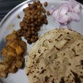 Pryinka Jain का कुकस्नैप जब उन्होंने सफेद चना चाट (safed chana chaat recipe in Hindi) बनाया था।