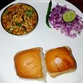 Bhavna Sahu's cooksnap of when they made मिसल पाव (Misal pav recipe in Hindi).