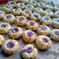 Cooksnap dari Elinda Putri F (IG @elinda_putrii ) untuk resep Thumbprint Cookies Strawberry