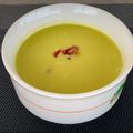 El cooksnap de CocinarParaCuatro cuando hizo Crema de espárragos verdes saludable.