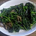 孔維嶔 的 皮蛋炒地瓜葉 cooksnap