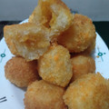 Cooksnap dari Ovyazid untuk resep Jemblem krispy / singkong isi gula merah...