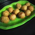Twinkal Kalpesh Kabrawala's cooksnap of when they made લીલવા ની કચોરી (Lilva Ni Kachori Recipe In Gujarati).