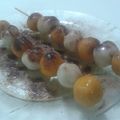 El cooksnap de Santoniche cuando hizo Dango (bolitas de mochi) y la versión fácil de masticar. Apta celiacos y múltiples alergias..