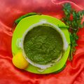 Saroj Shah का कुकस्नैप जब उन्होंने हरी धनिए की चटनी (Hari Dhaniya ki chutney recipe in hindi) बनाया था।